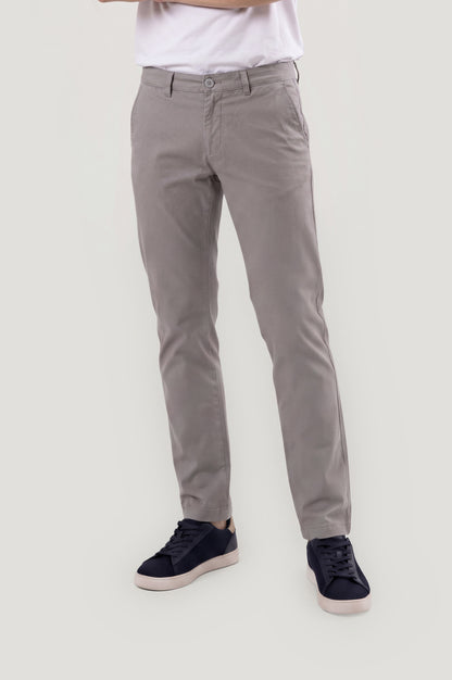 Pantalón chino regular gris