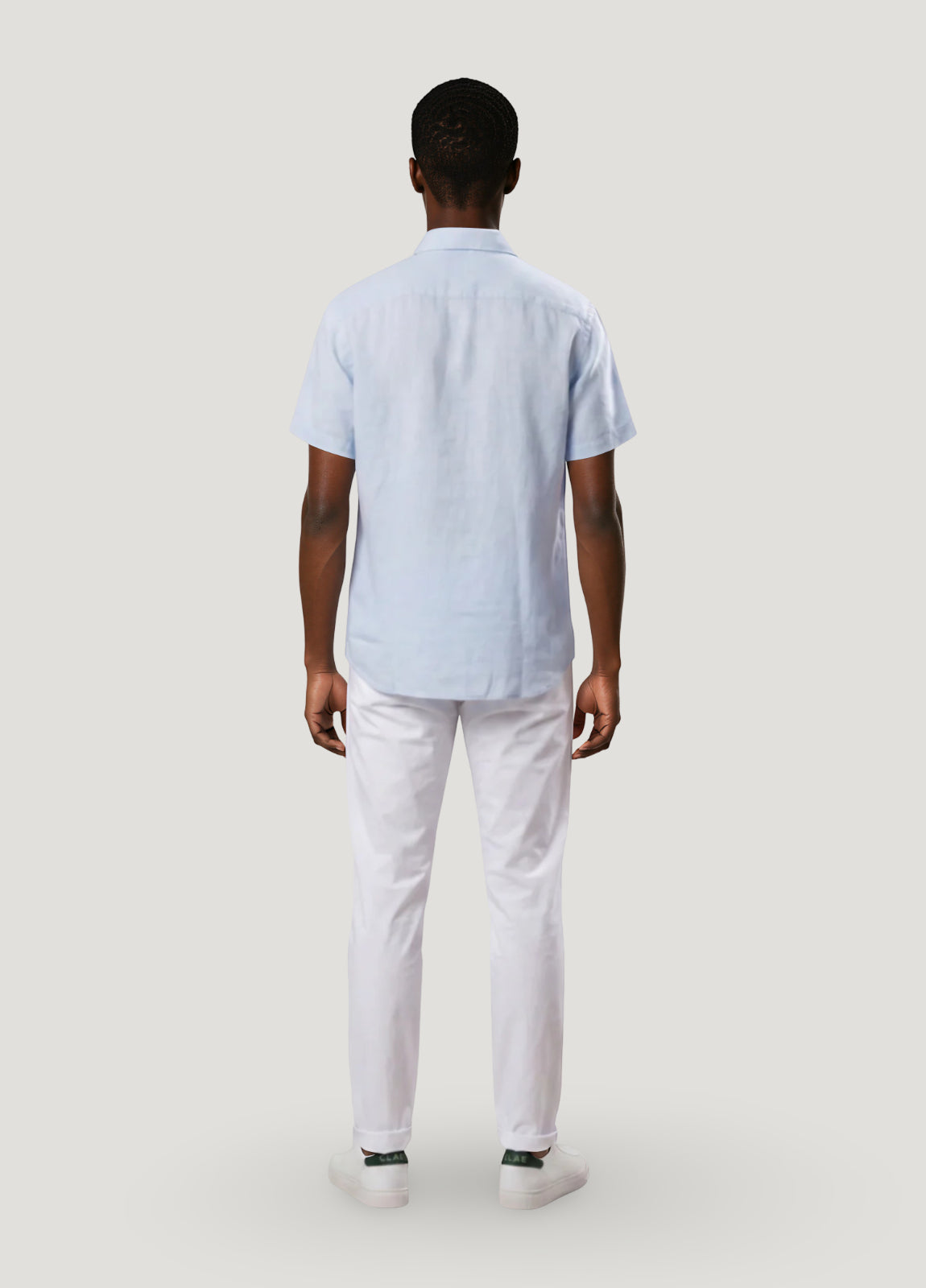 Light blue linen short-sleeved shirt