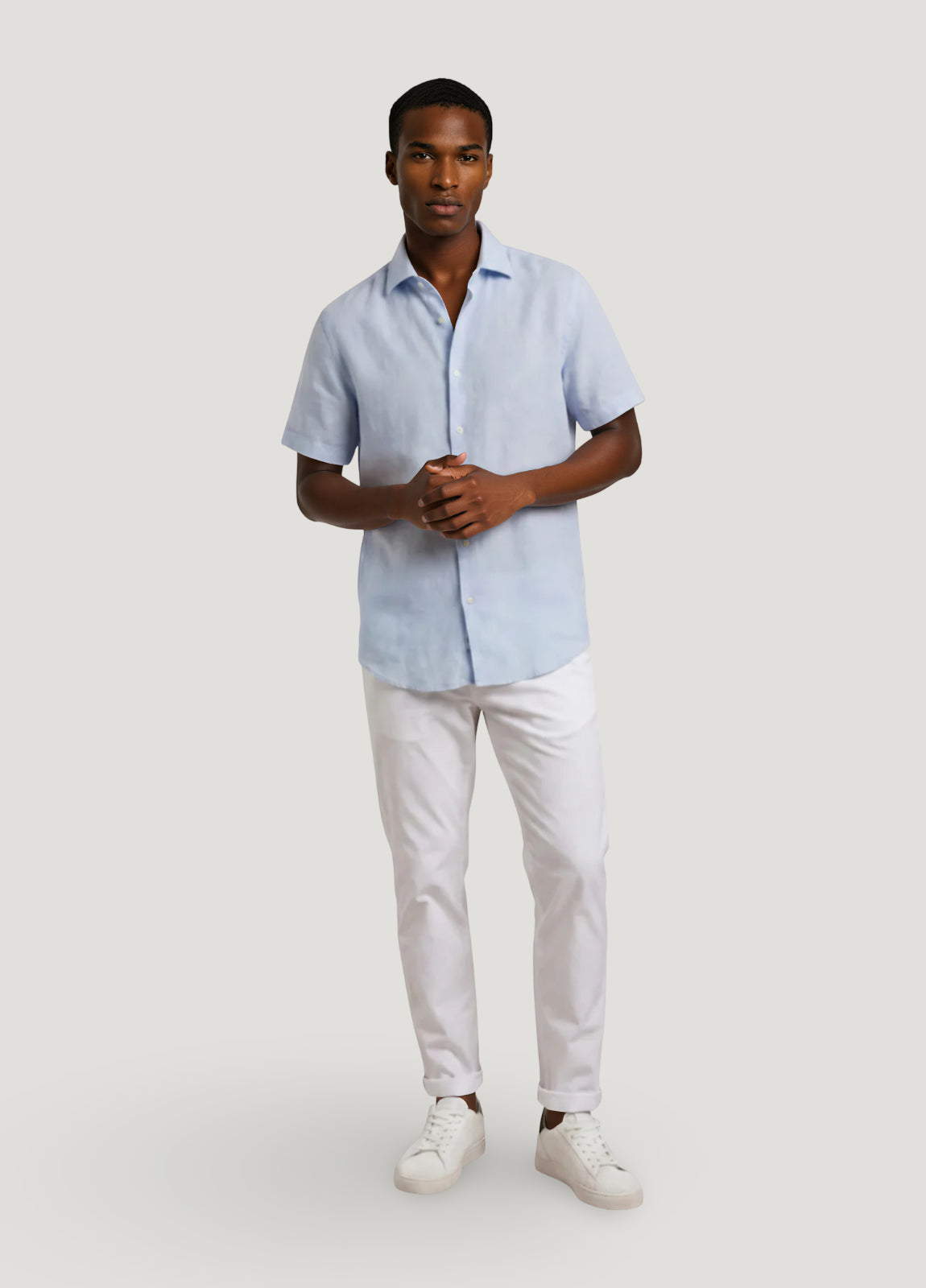 Light blue linen short-sleeved shirt
