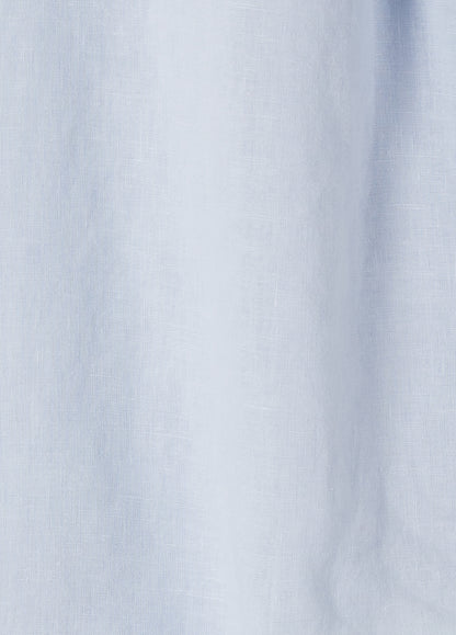 Light blue linen short-sleeved shirt