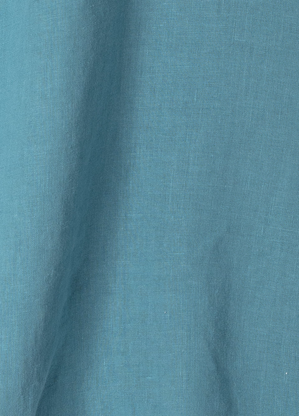 Green linen short-sleeved shirt