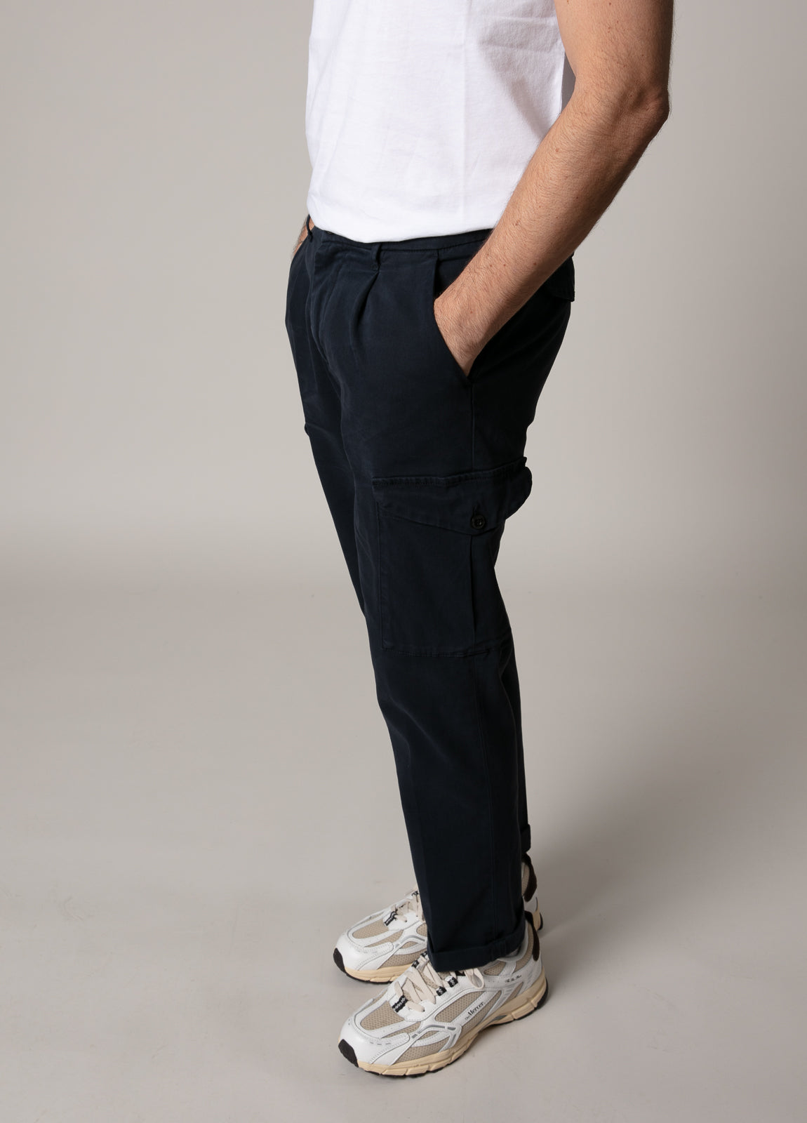 Pantalón cargo azul marino