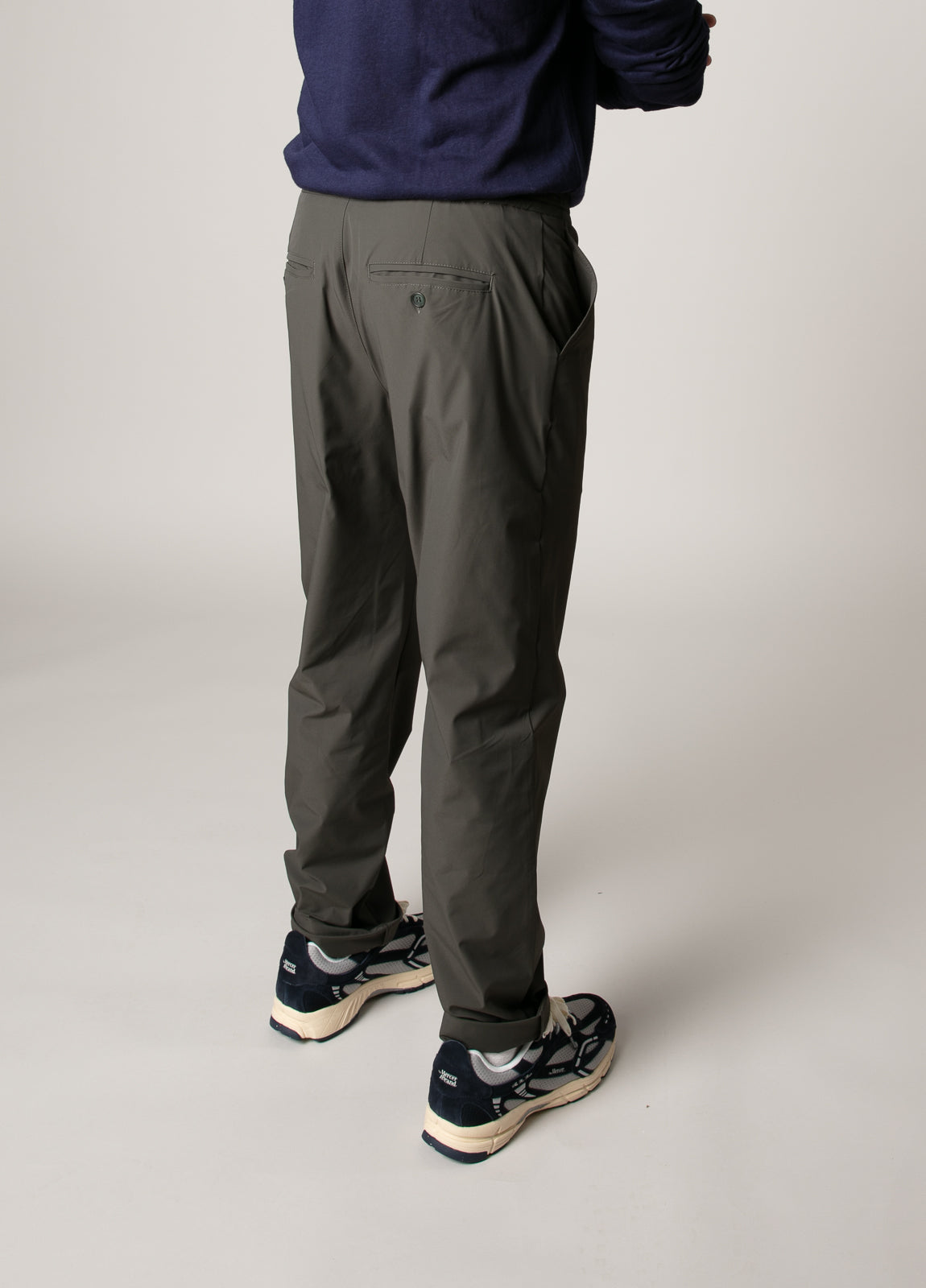 Pantalón active kaki