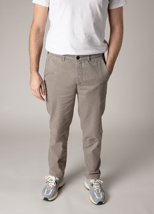 Pantalón chino premium visón