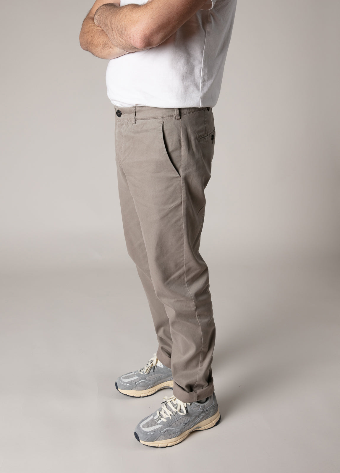 Pantalón chino premium visón