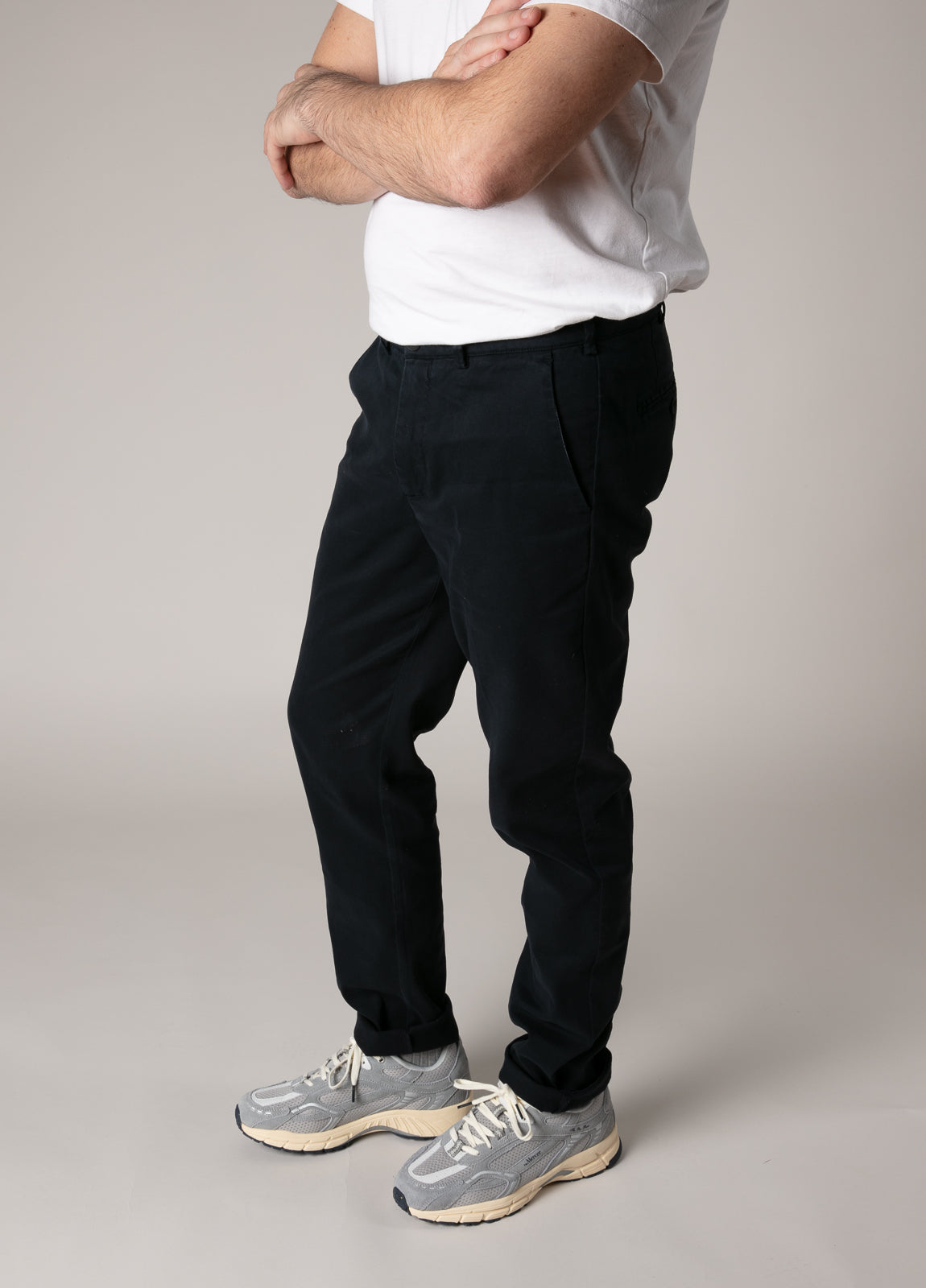 Pantalón chino premium marino