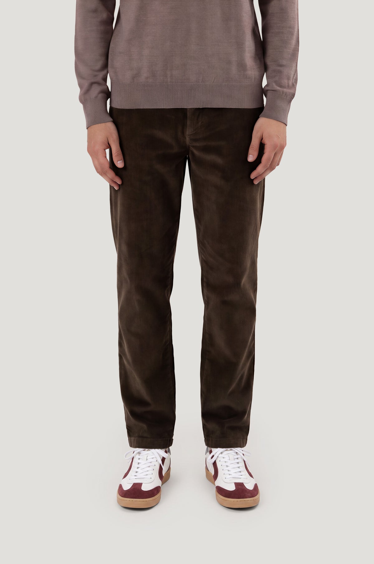 Pantalón jogger pana marrón