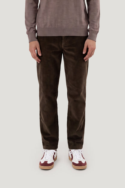 Pantalón jogger pana marrón