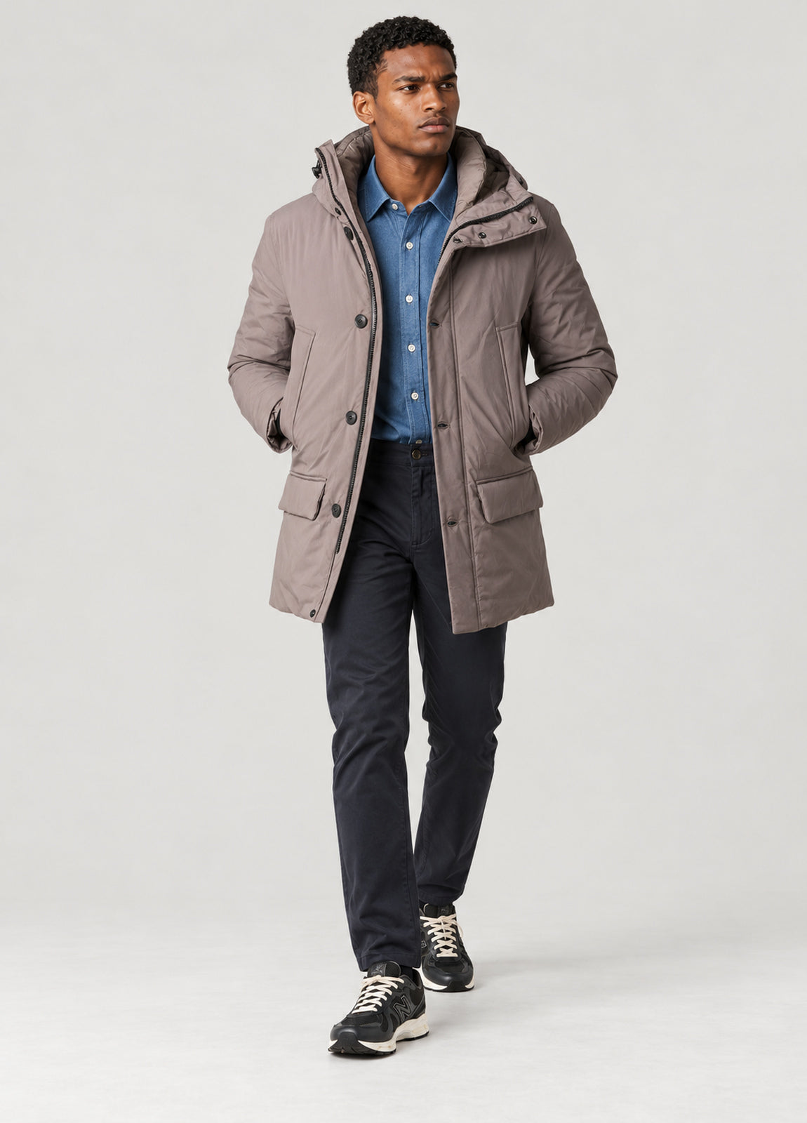 Parka técnica vison con capucha