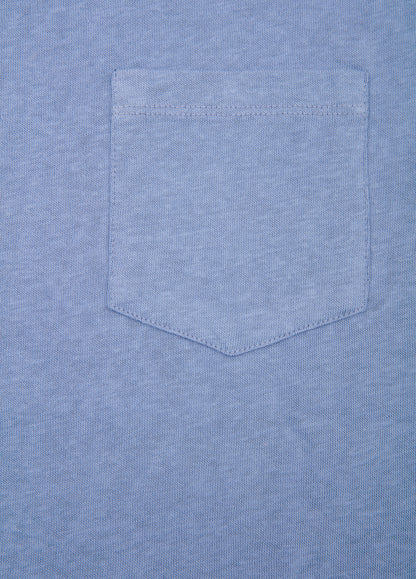 Light blue short-sleeved T-shirt