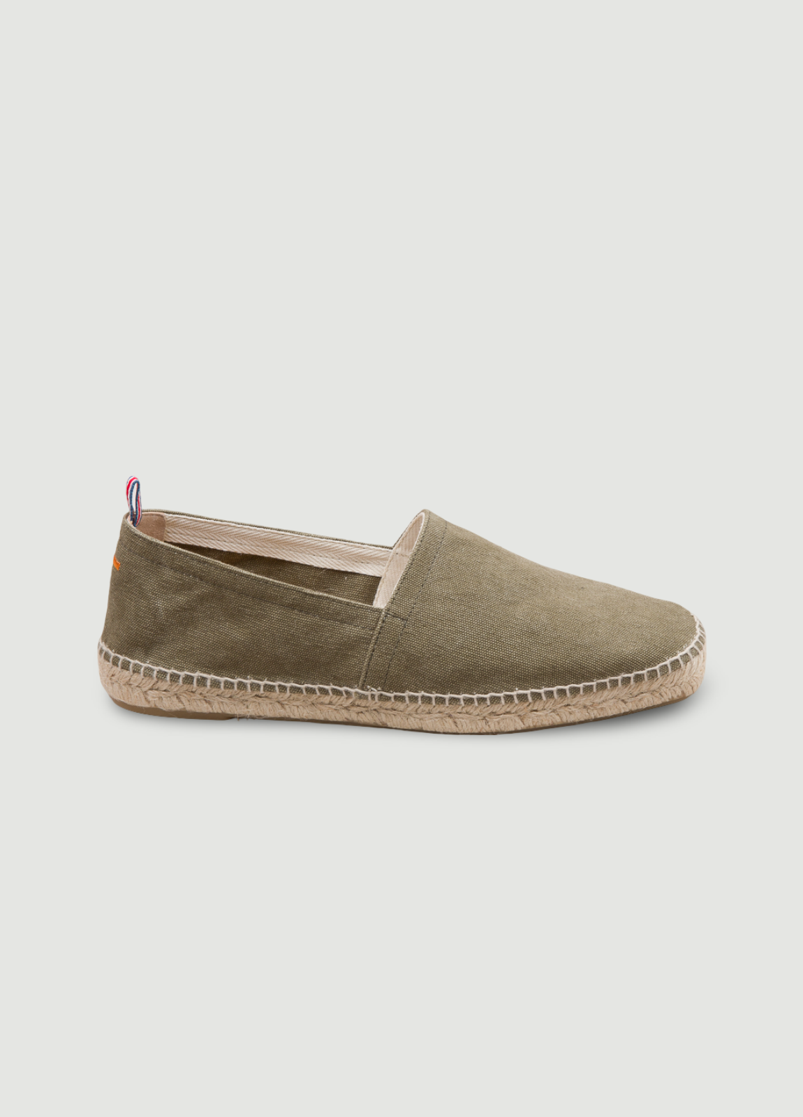 Calzado sport kaki