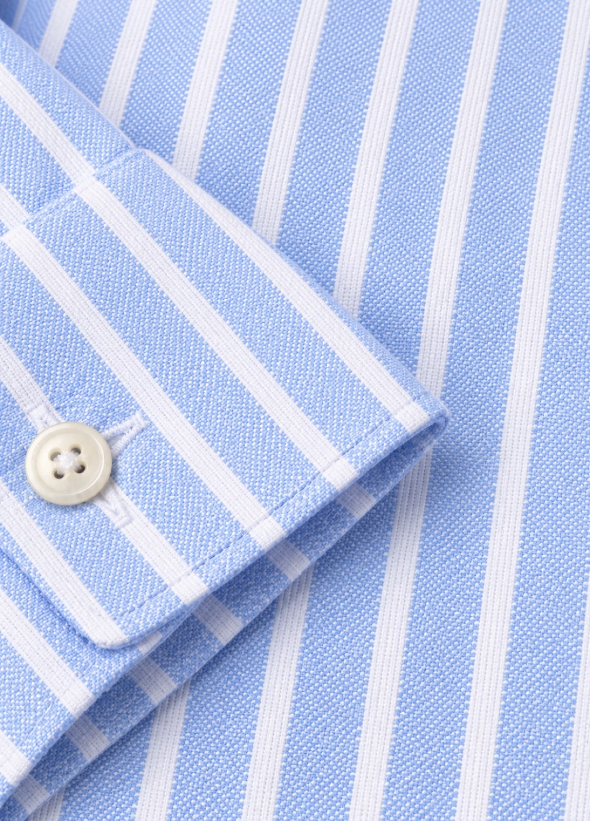 Camisa Regular Raya Ancha Celeste