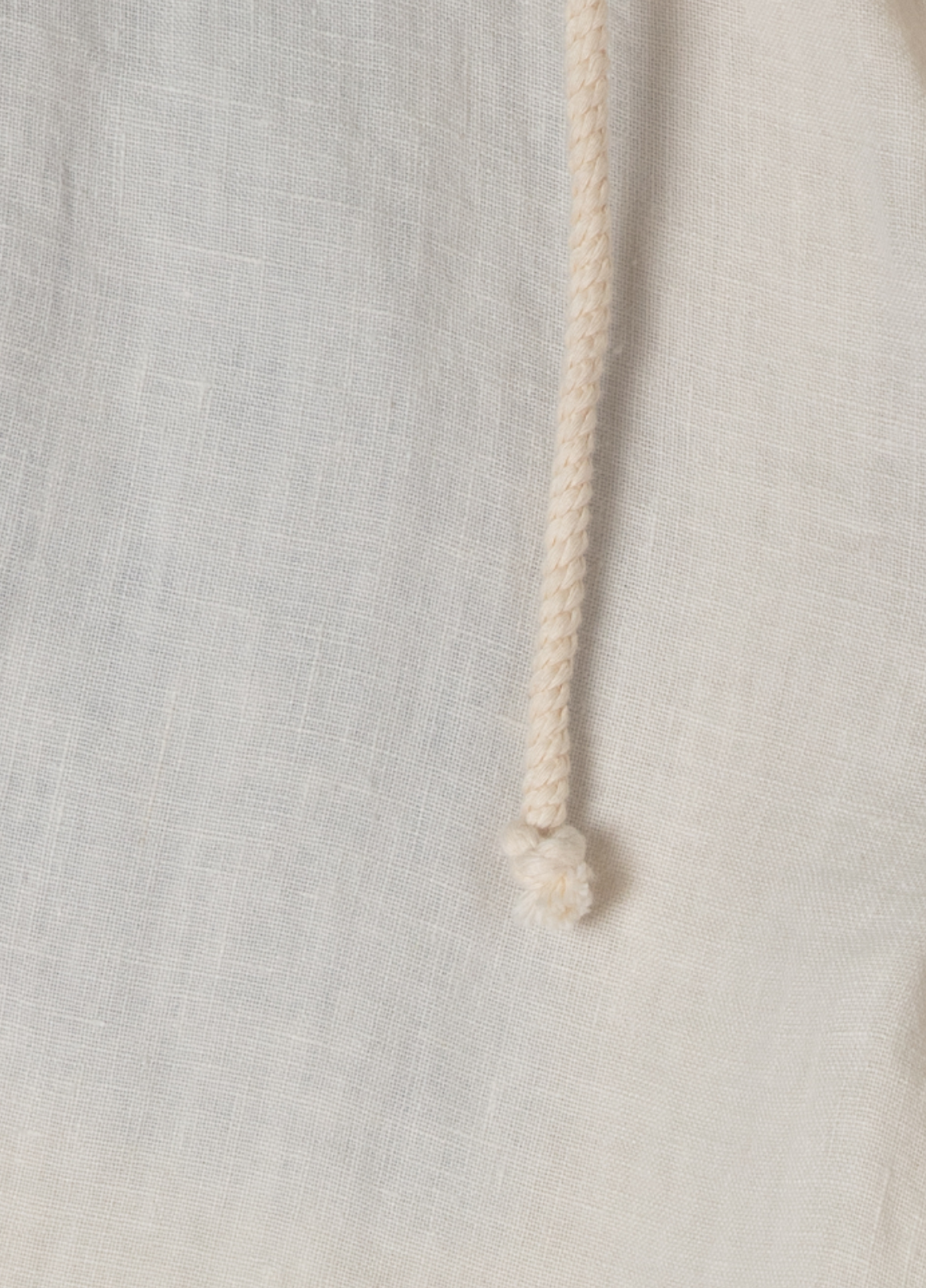 Bermuda jogger lino crudo