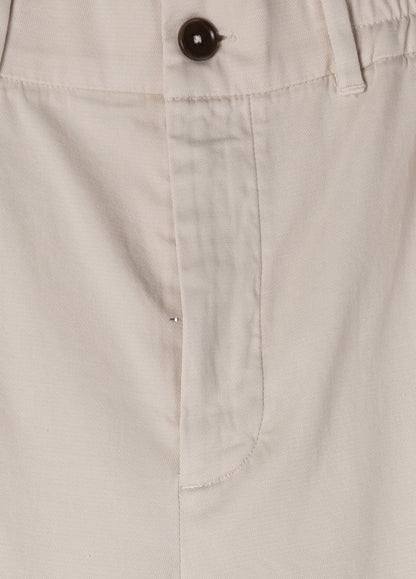 Pantalón smart chino crudo