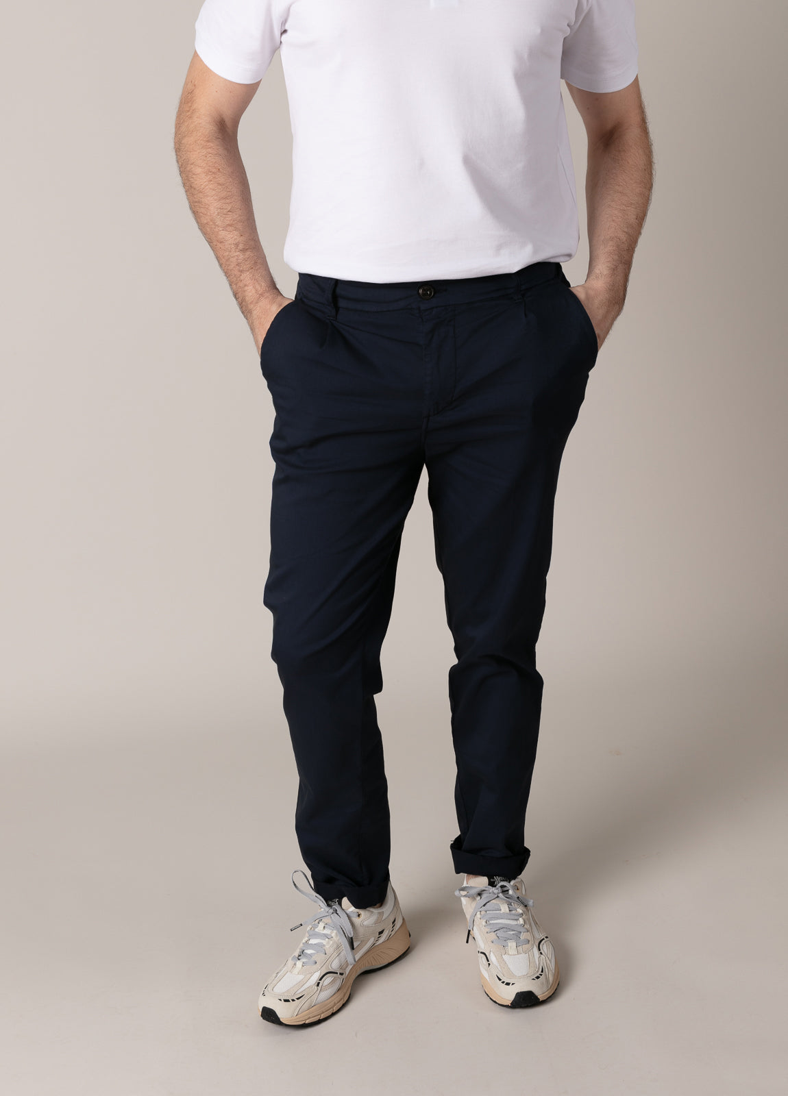 Pantalón sport chino marino