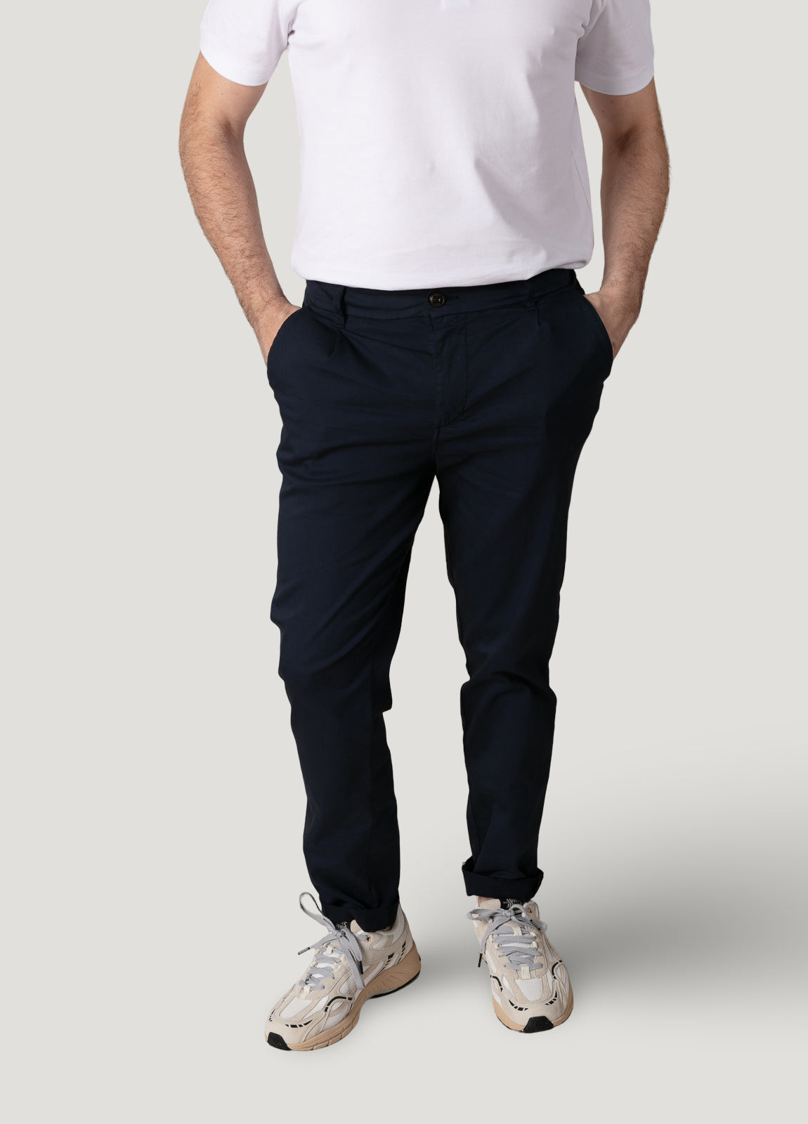 Pantalón sport chino marino