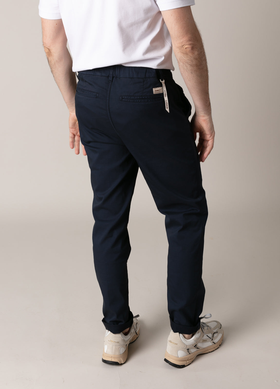 Pantalón sport chino marino