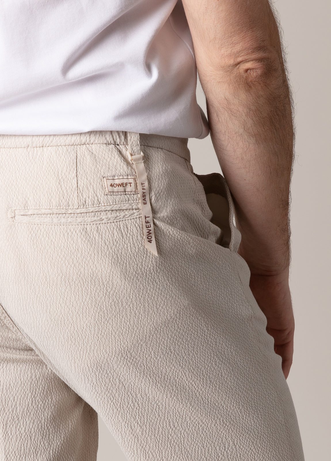 Pantalón sport seersucker beige
