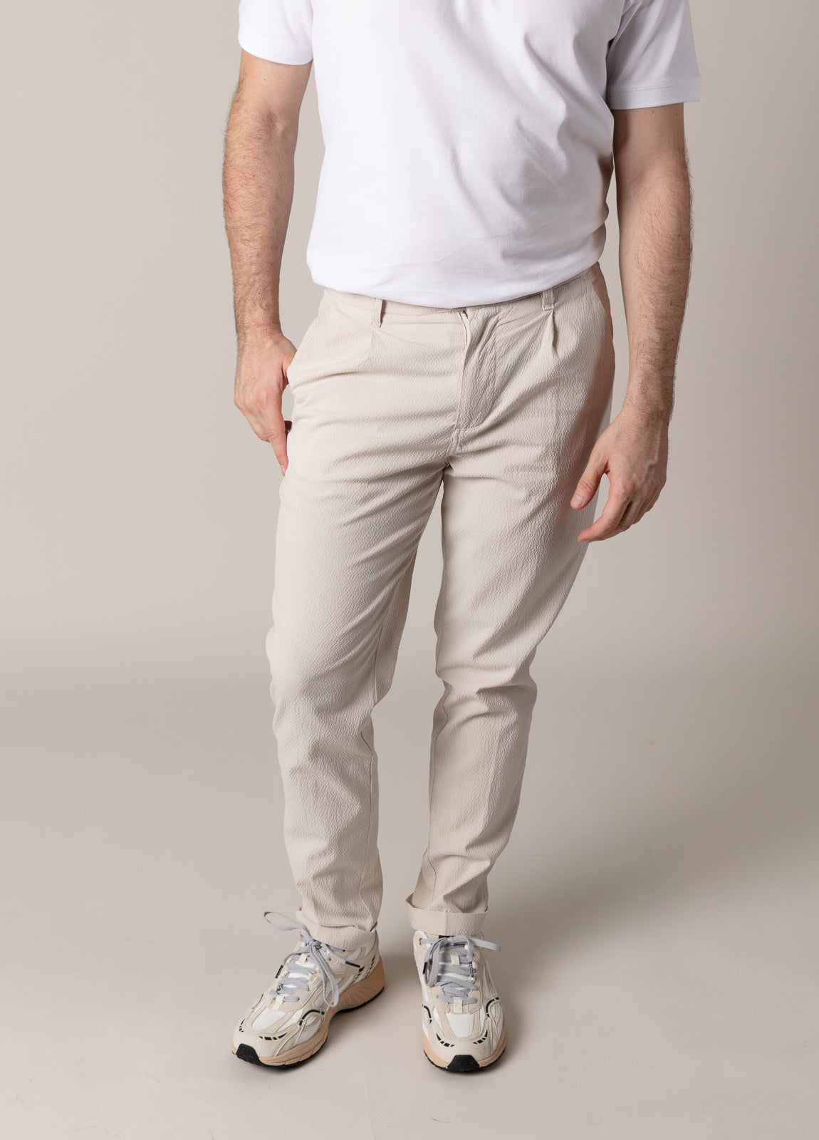 Pantalón sport seersucker beige