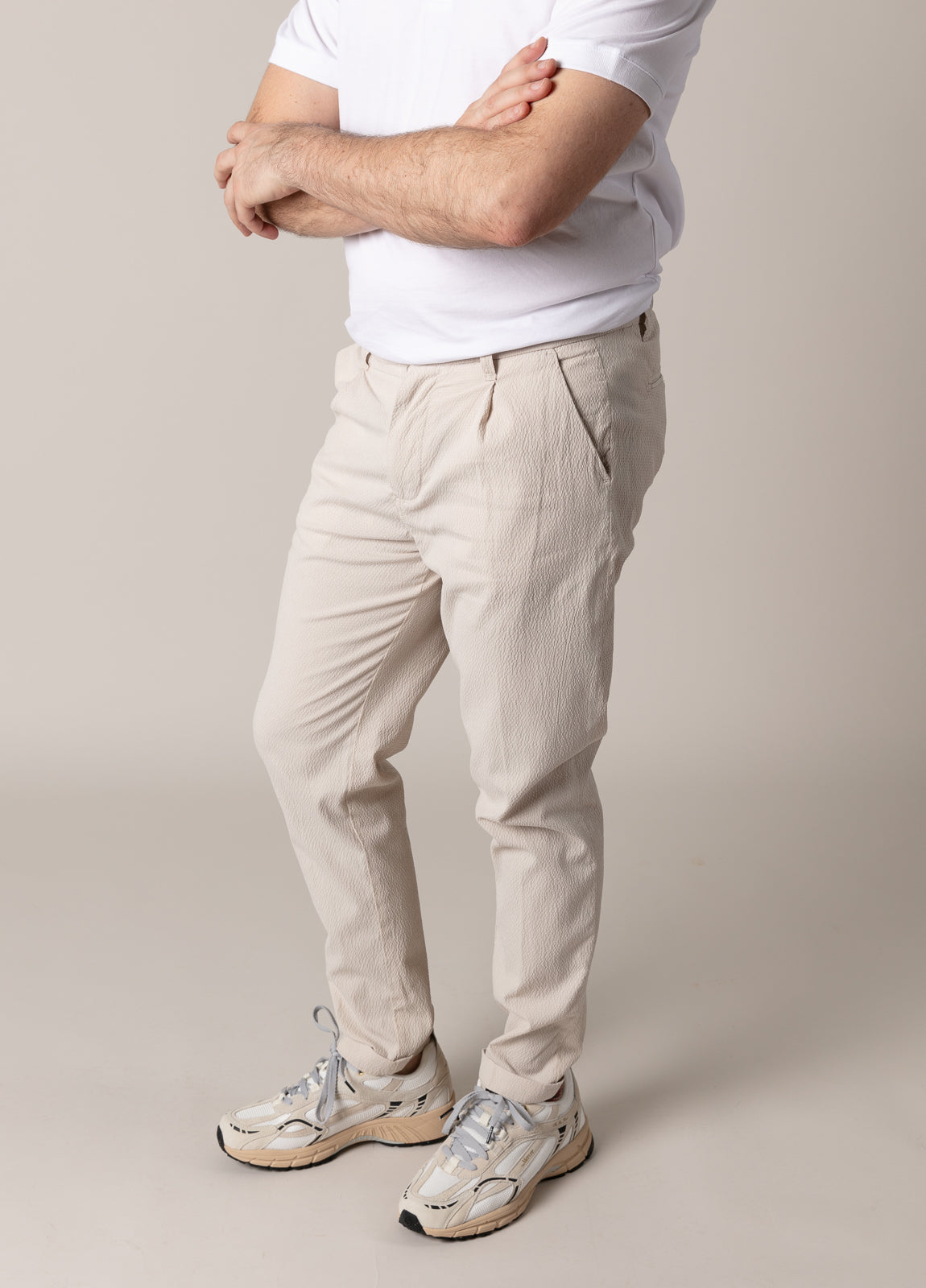 Pantalón sport seersucker beige
