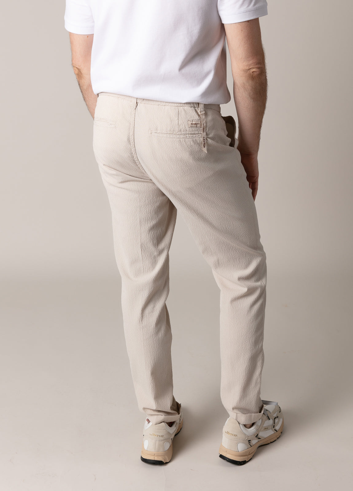 Pantalón sport seersucker beige