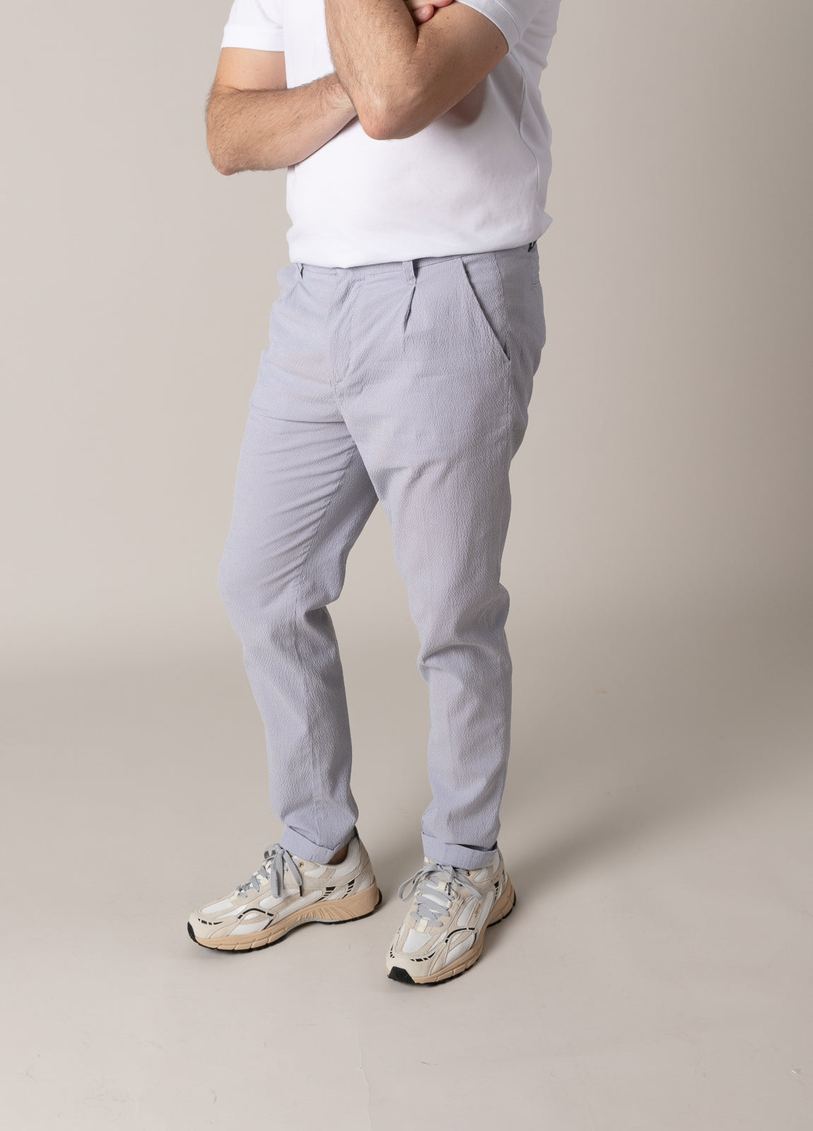 Pantalón sport seersucker azul