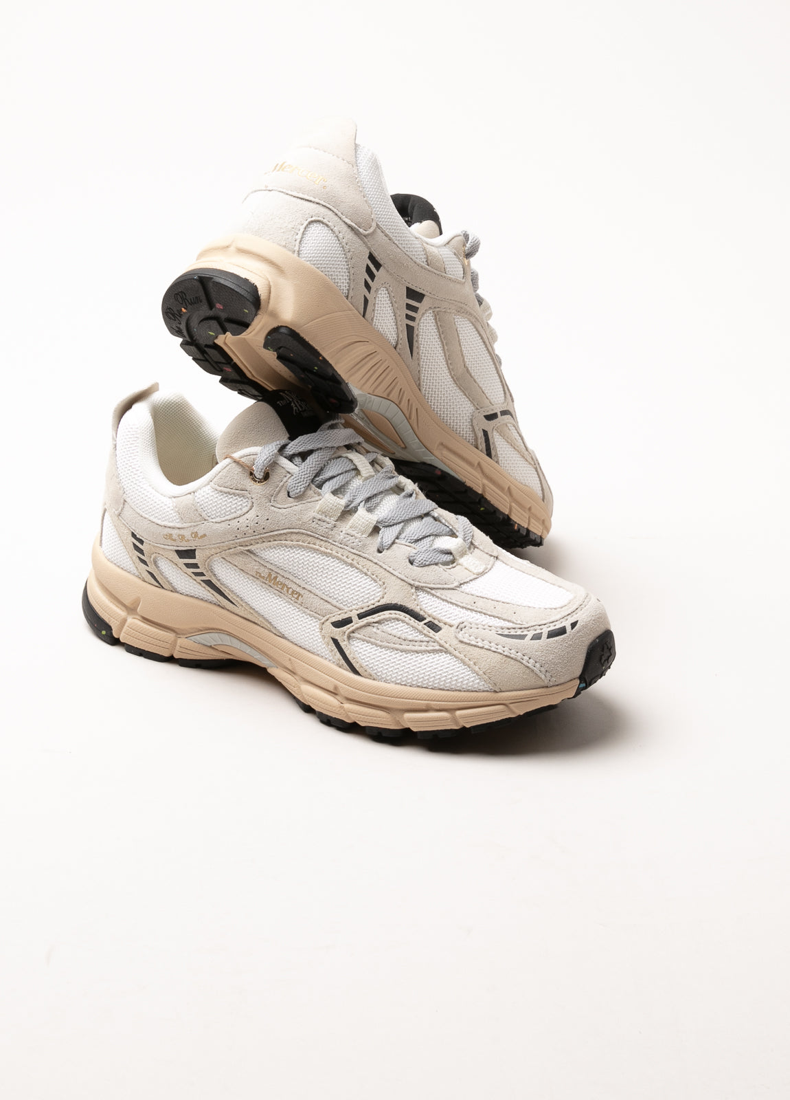 Sneaker beige y blanco