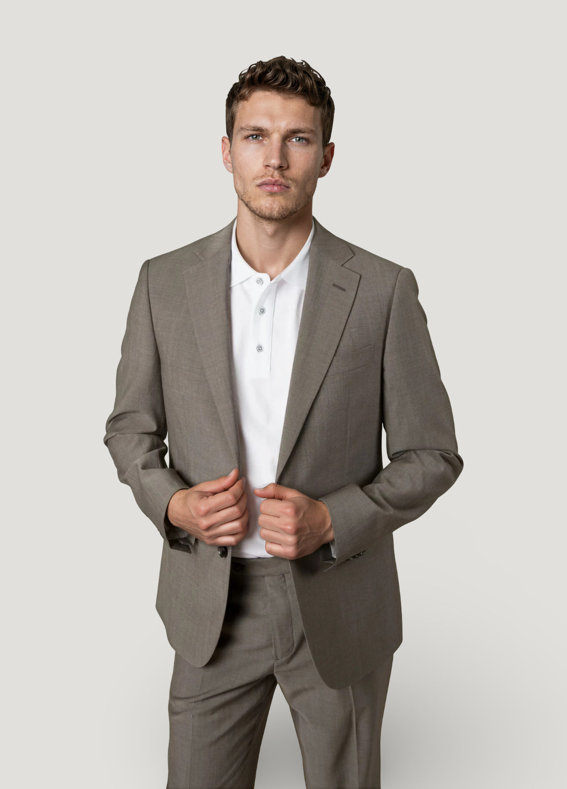 Toasted micro-engraved dress suit