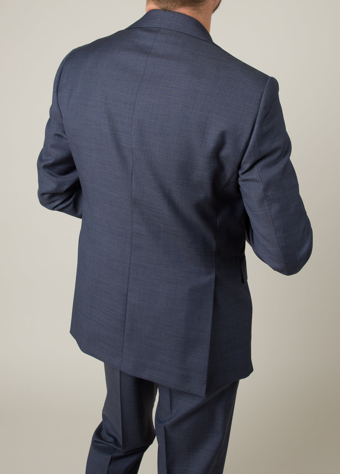 Traje textura azul