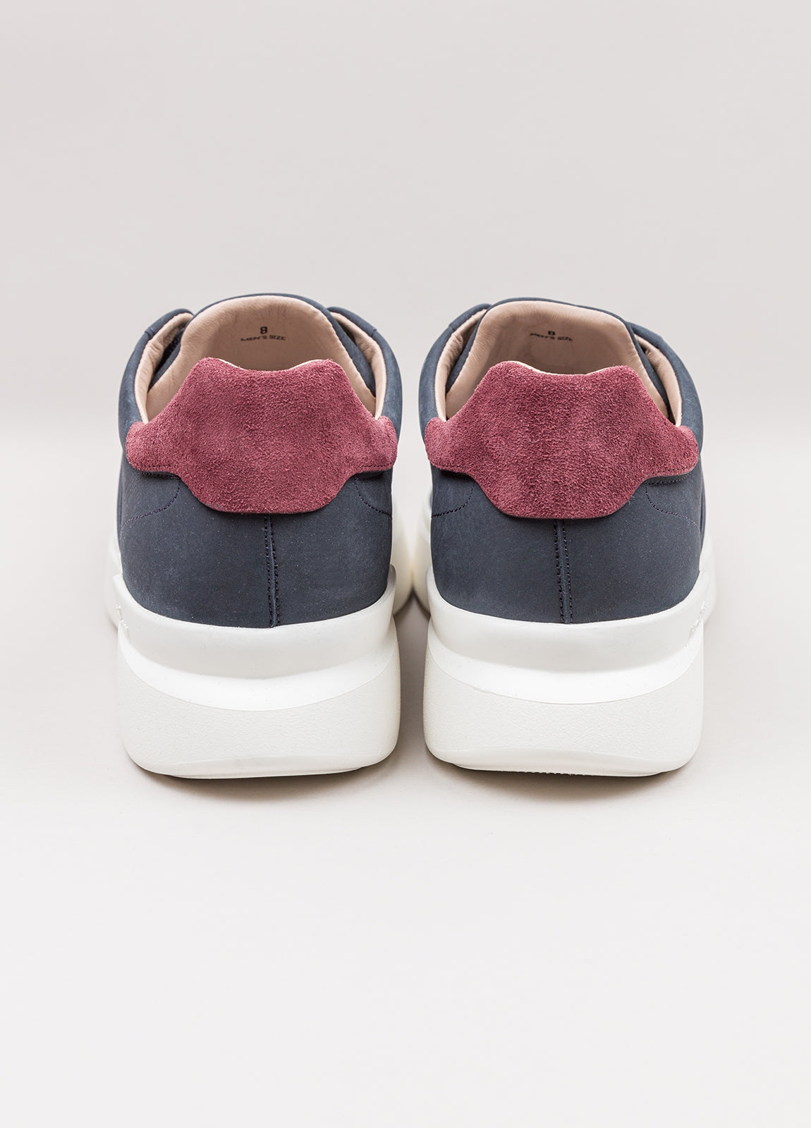 Sneakers marino y granate