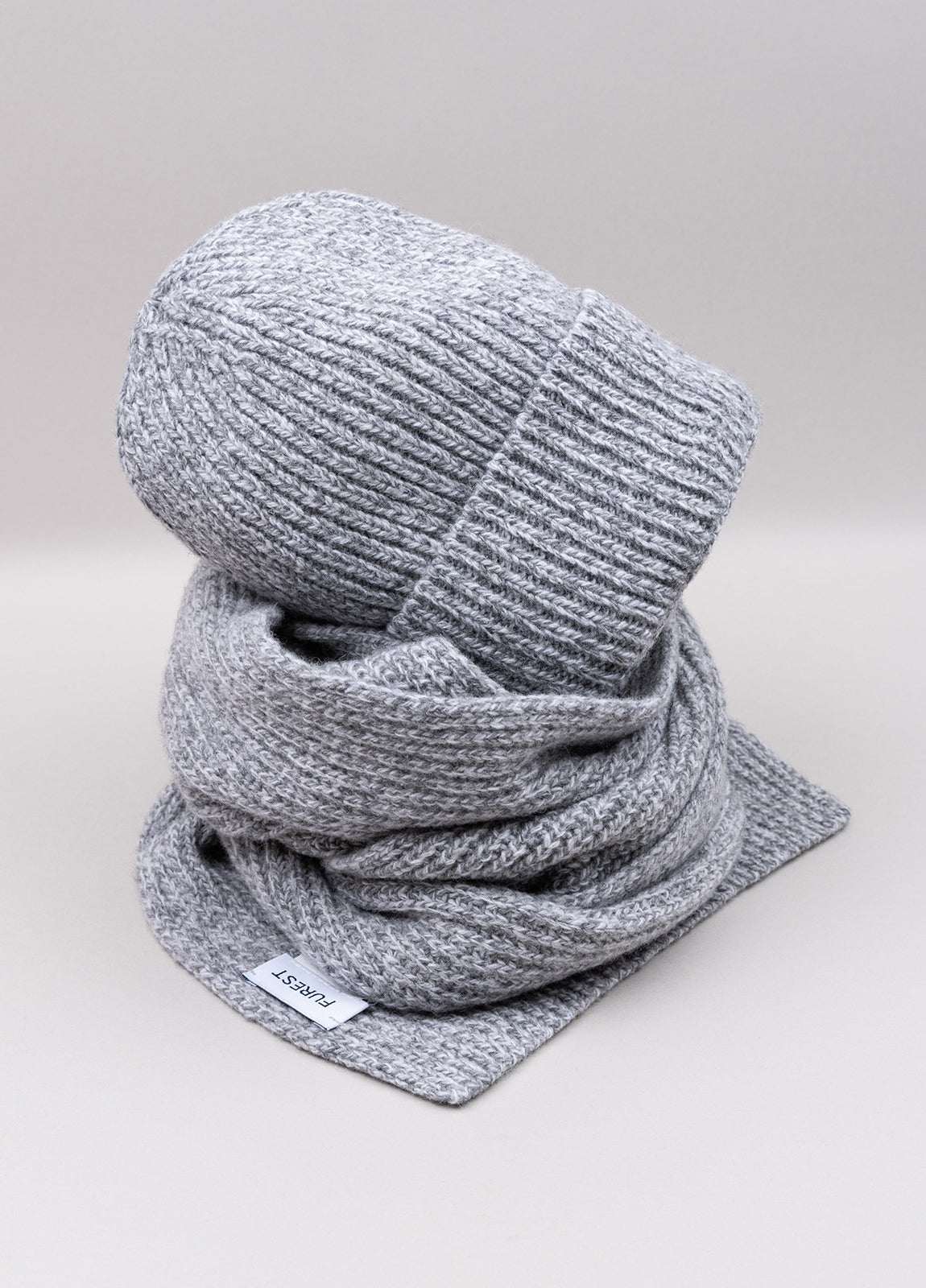 Gorro jaspeado gris