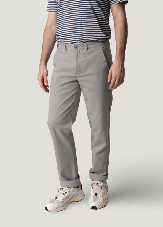 Pantalón chino regular gris