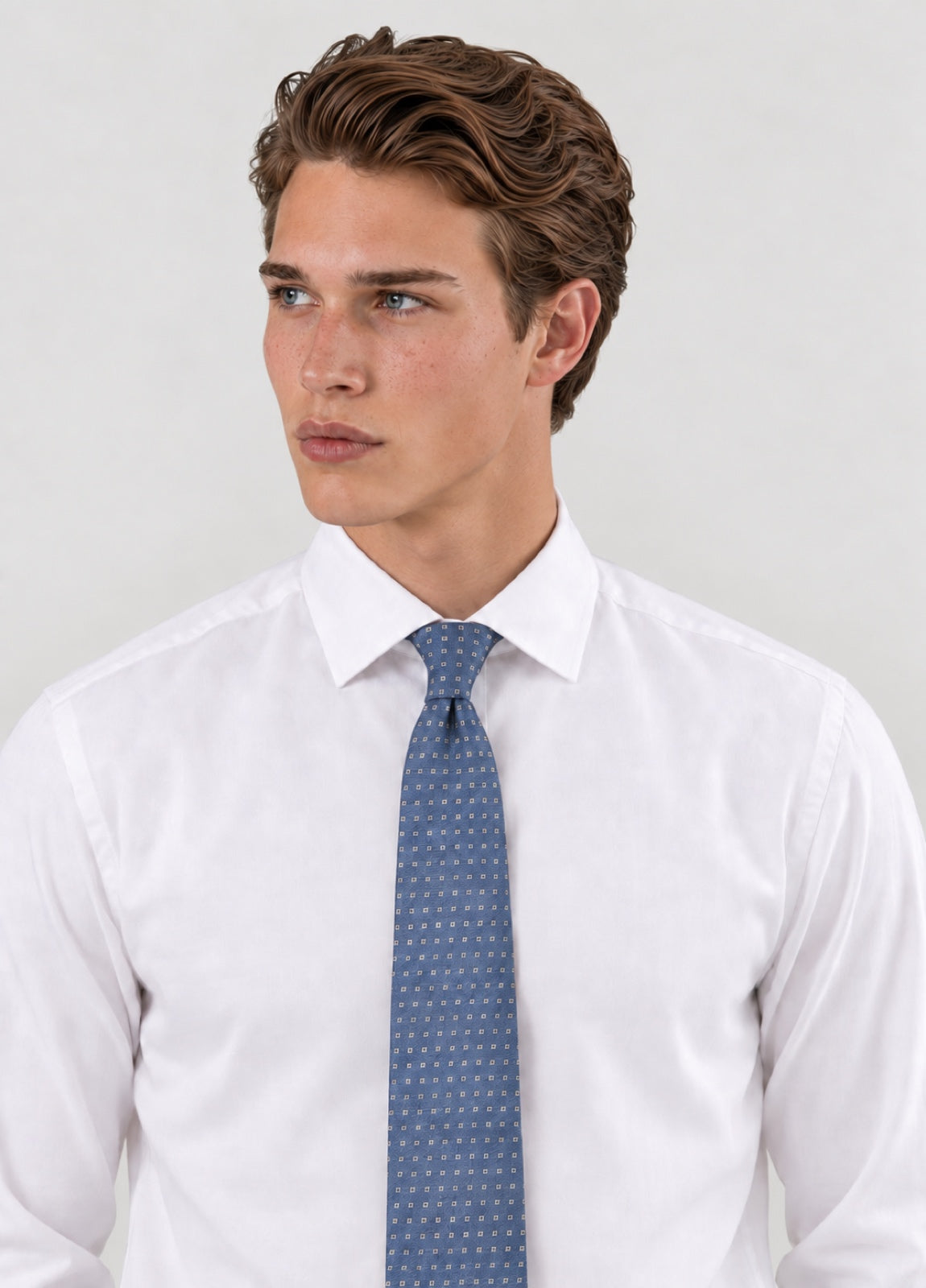 Corbata vestir topitos azul, puesta