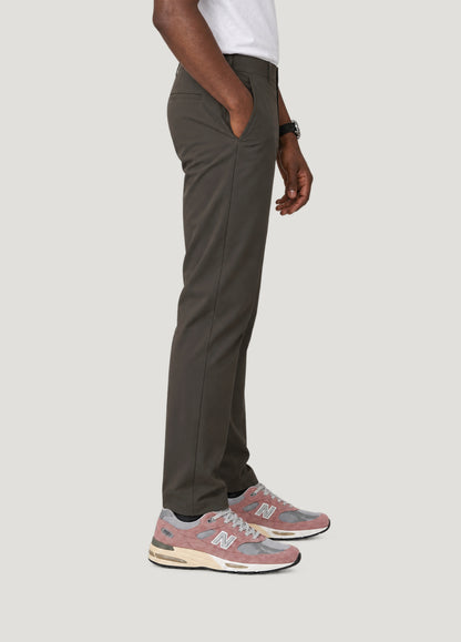 Pantalón active kaki