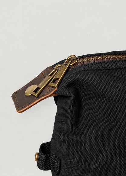 Mochila pequeña de viaje negro