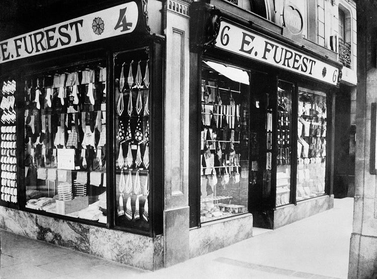 Fotografía histórica de la tienda E. Furest