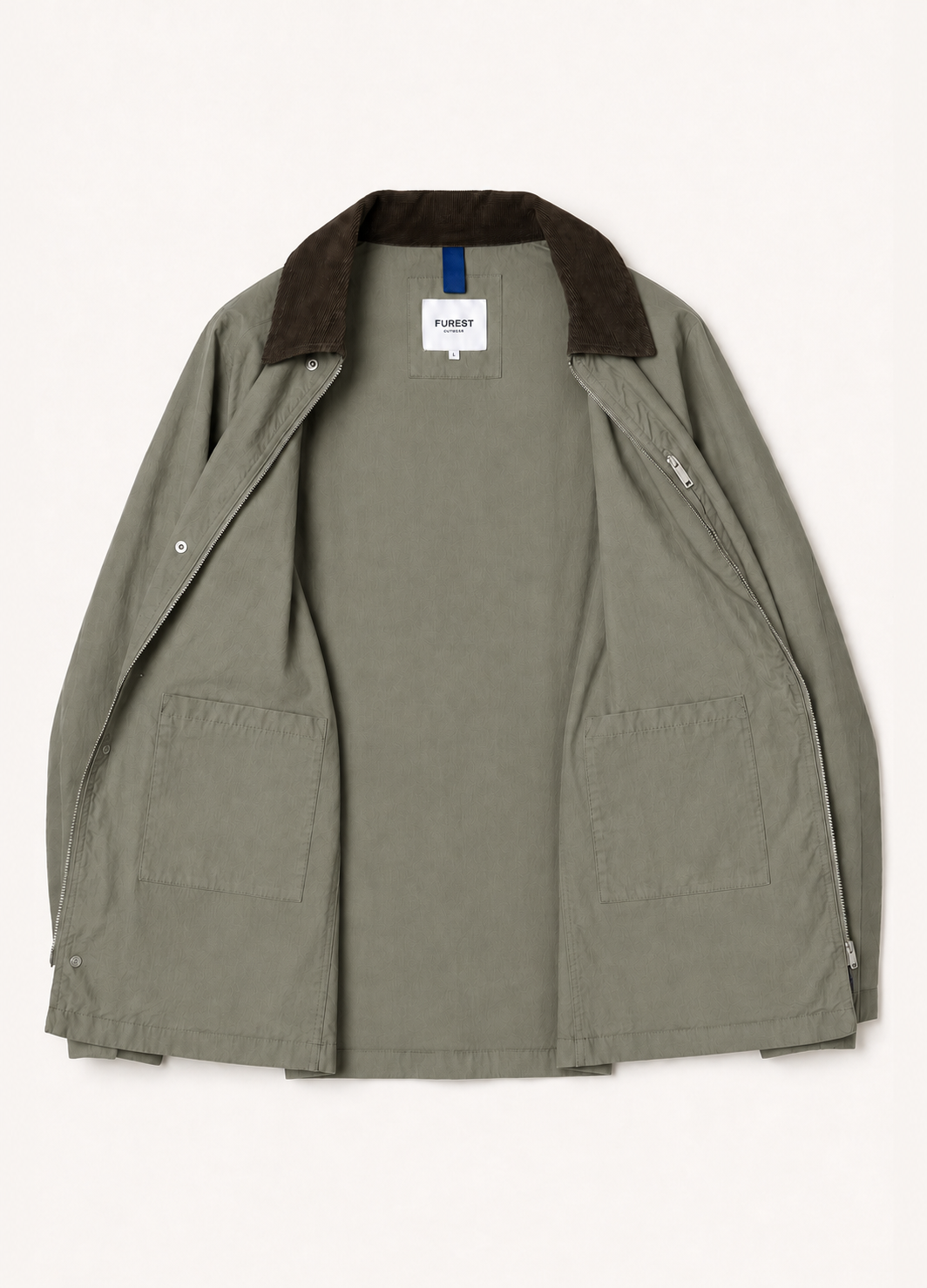 Chaqueta con bolsillos  y cuello de pana