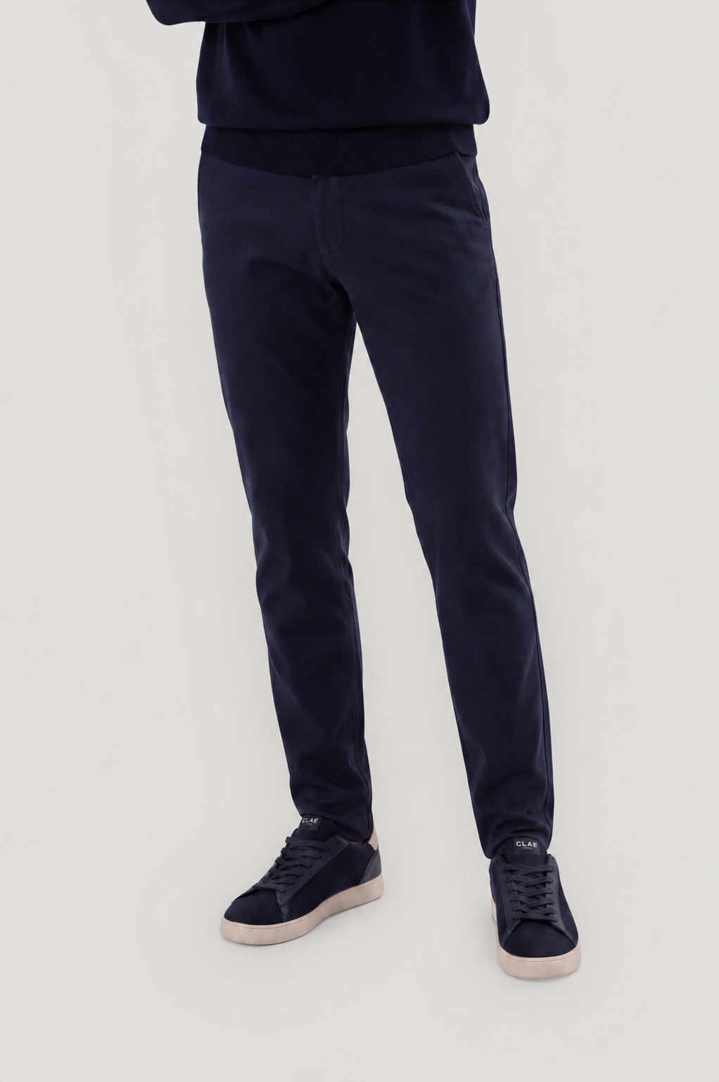 Pantalón chino regular marino