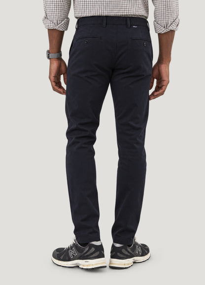 Pantalón casual chino marino