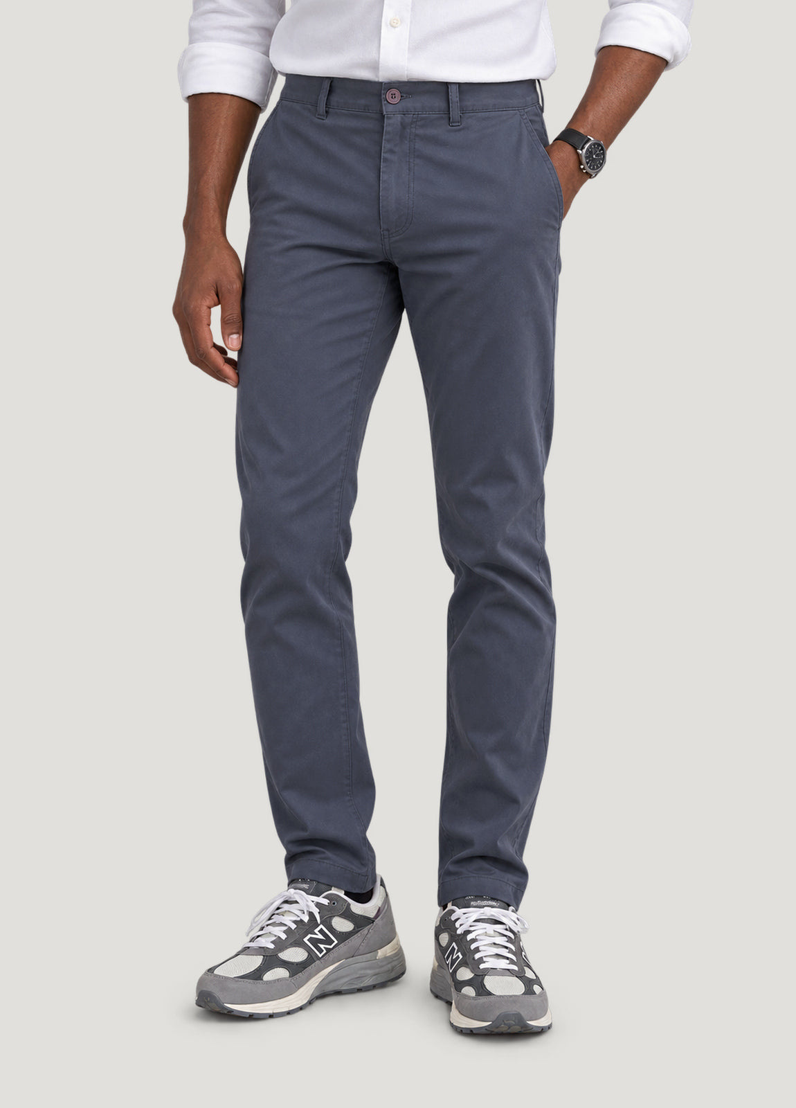 Pantalón casual chino plomo