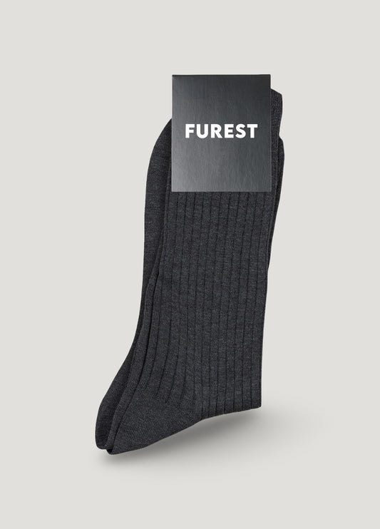 Short grey sock made of Scottish yarn