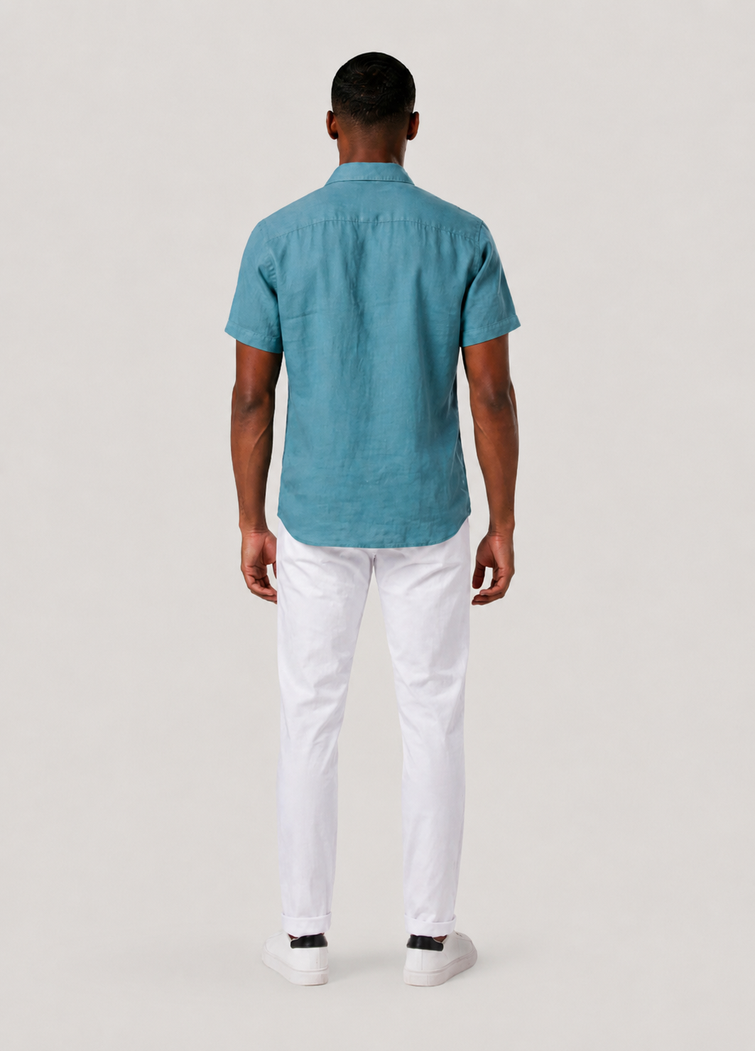 Green linen short-sleeved shirt