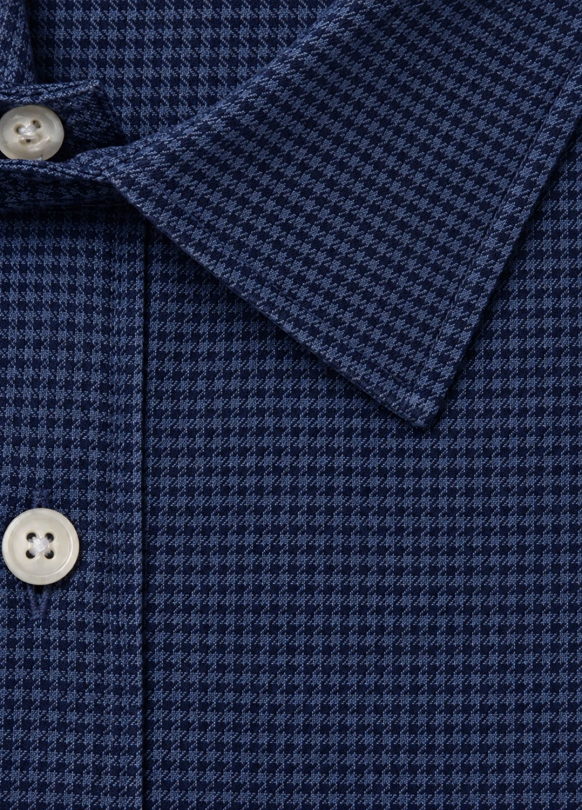 Camisa Regular Dibujo Marino · detalle del tejido