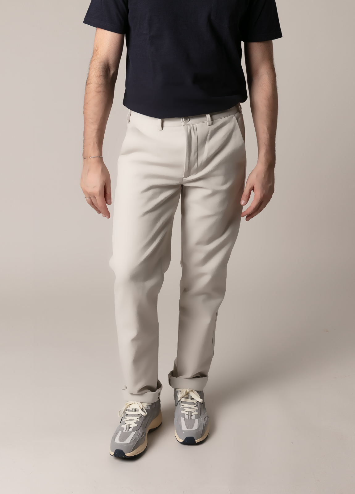 Pantalón chino regular crudo