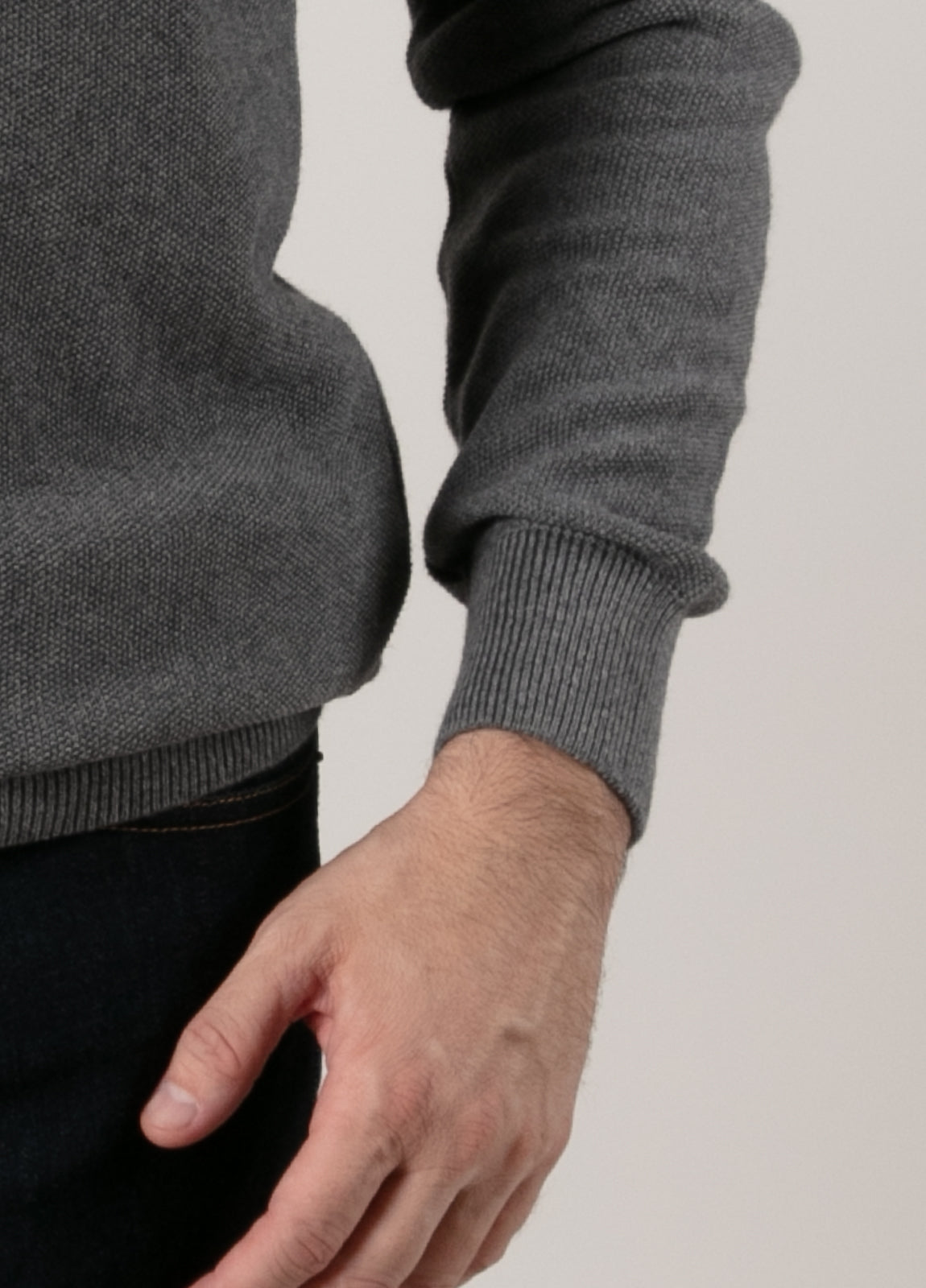 Jersey cuello redondo punto de arroz gris medio